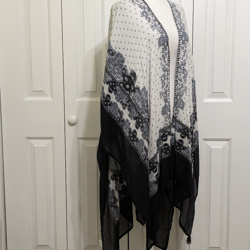 Shore Drive Kimono - Picture 7 of 7